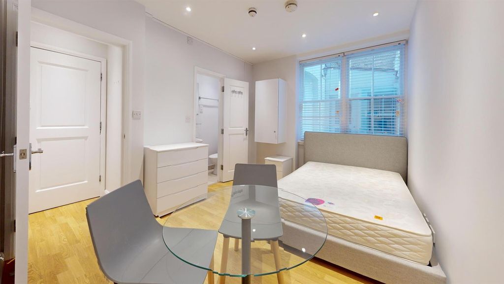 Property photo 3 of 7 6659d818F1A3706F7Feba77A_1Af289629095A30F0770F78d3