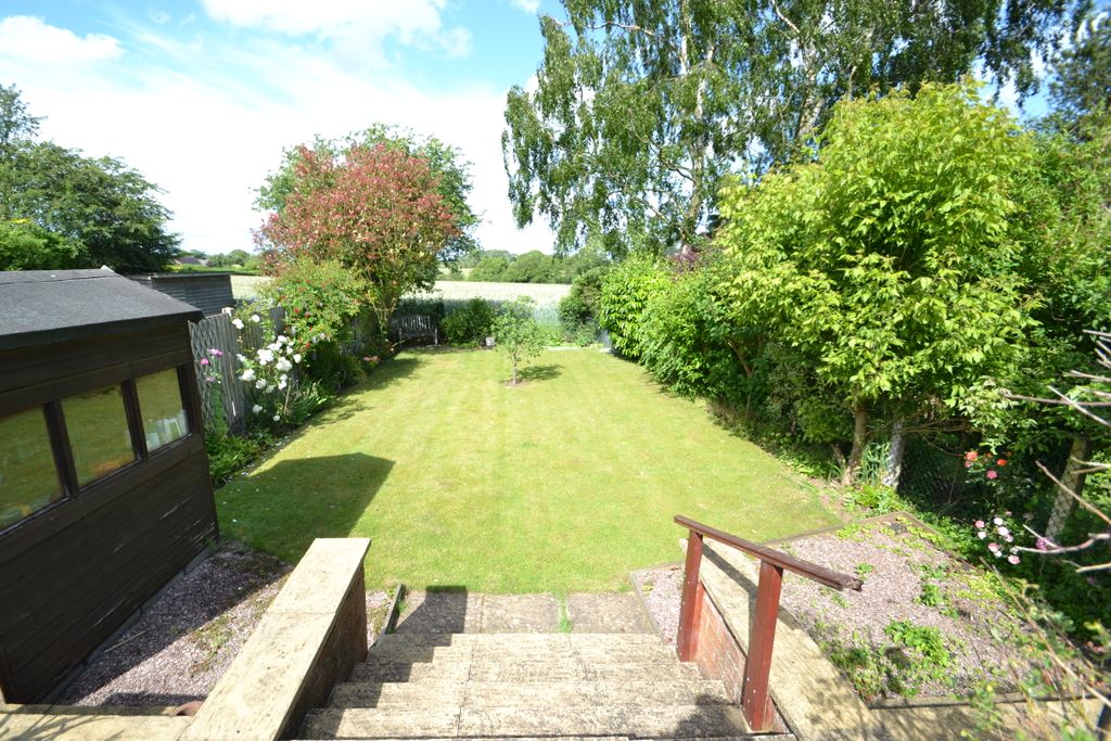 Property photo 2 of 25 Rear Garden