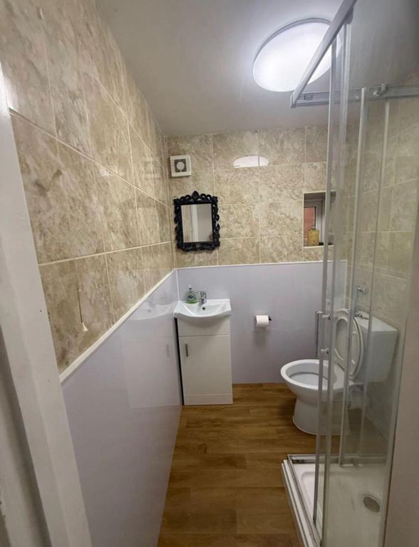 Property photo 2 of 2