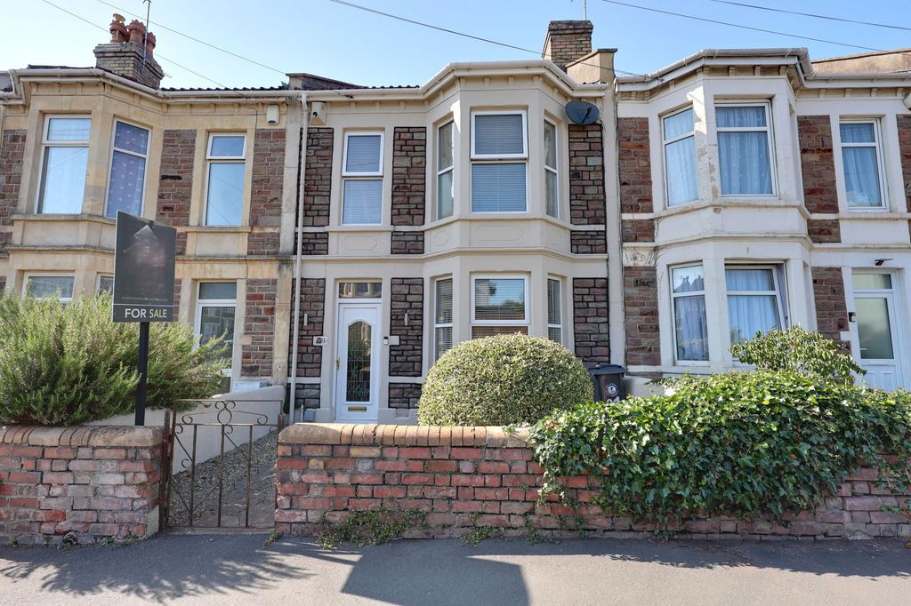 Property photo 1 of 25
