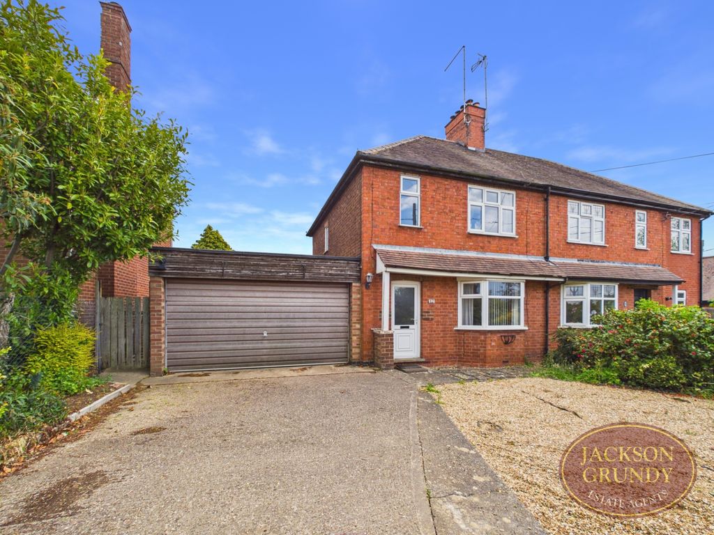 Property photo 1 of 15 Sandy Lane