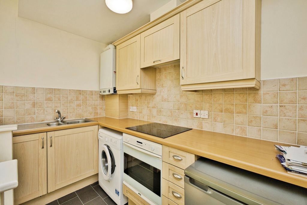 Property photo 3 of 13 Pbox-Img.Jpg