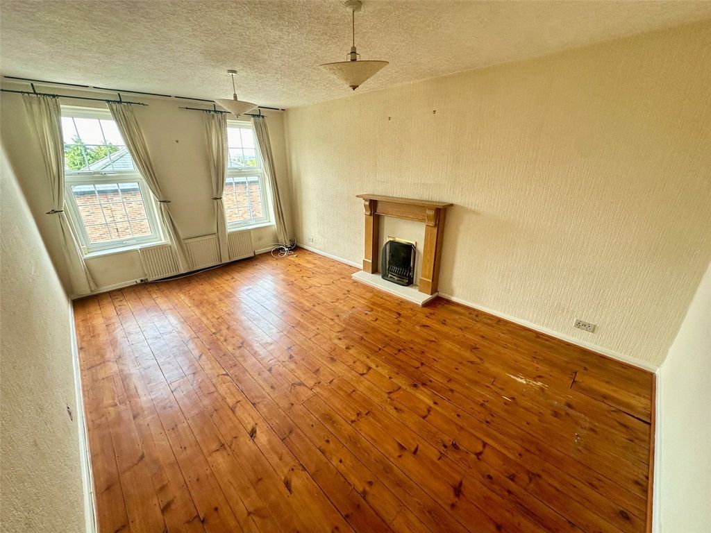 Property photo 2 of 9 Picture No. 05