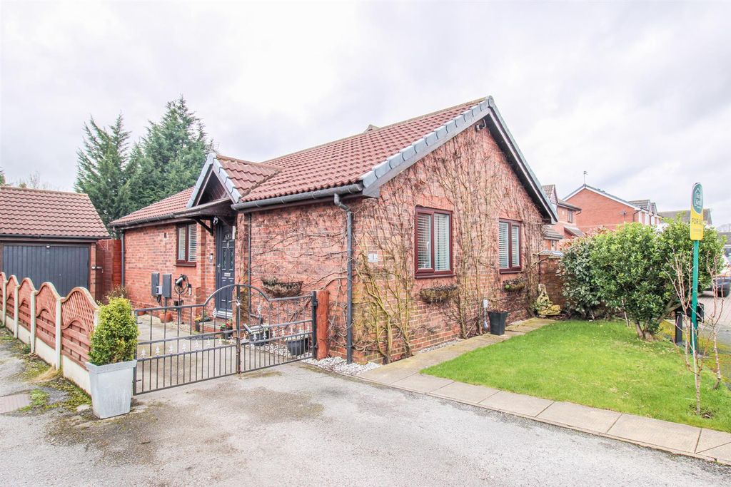 Property photo 1 of 15