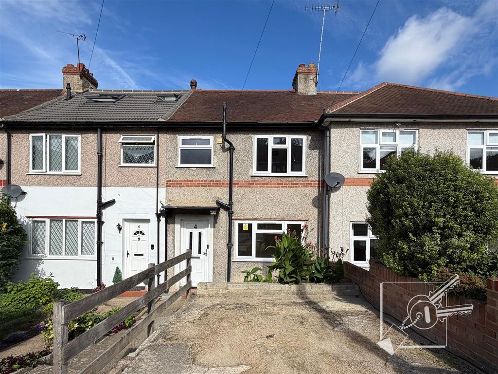 Property photo 1 of 17 External