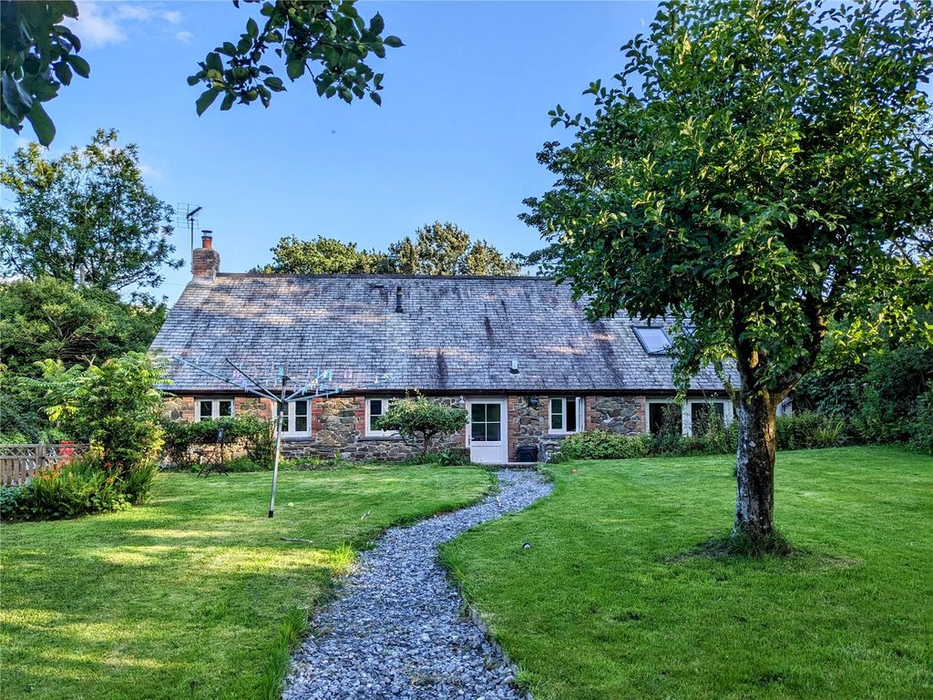 Property photo 2 of 16 Picture No. 22