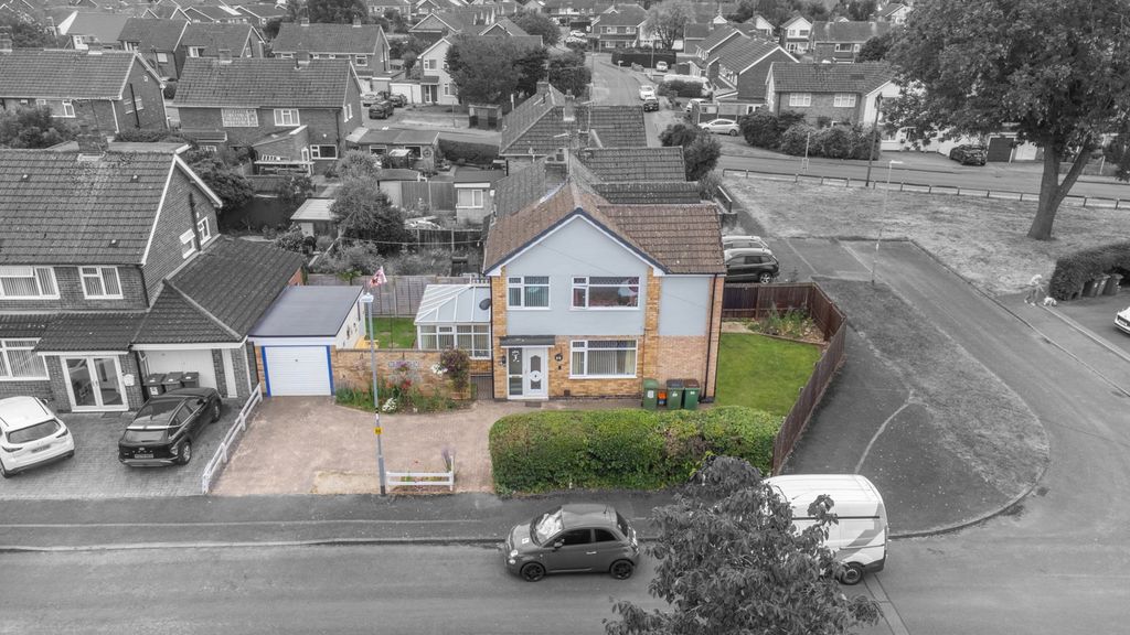 Property photo 1 of 23