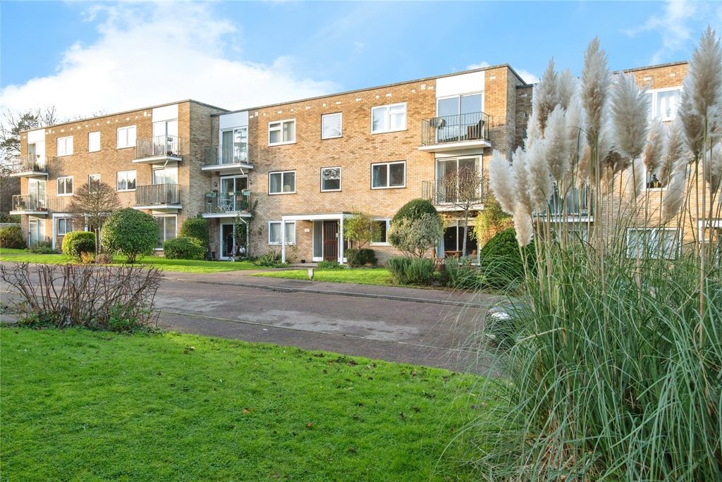 Property photo 1 of 26 Front Aspect