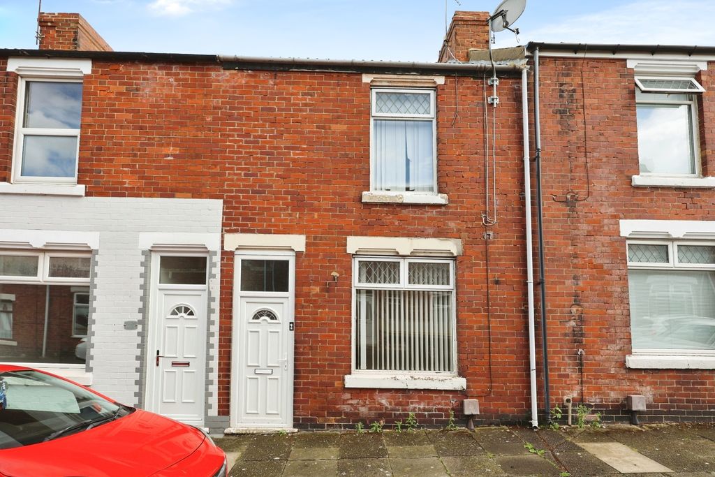 Property photo 1 of 9 Pbox-Front_Of_House-329833.Jpg