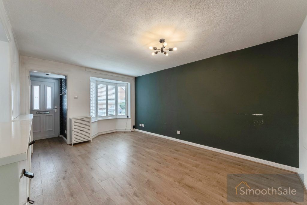 Property photo 3 of 34