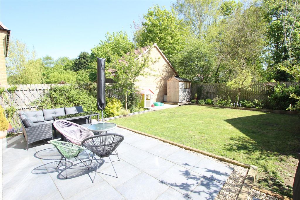 Property photo 3 of 20 Rear Garden