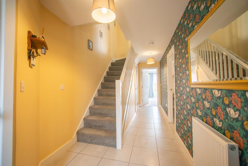 Property photo 2 of 19 19-Peters-Way-03.Jpg