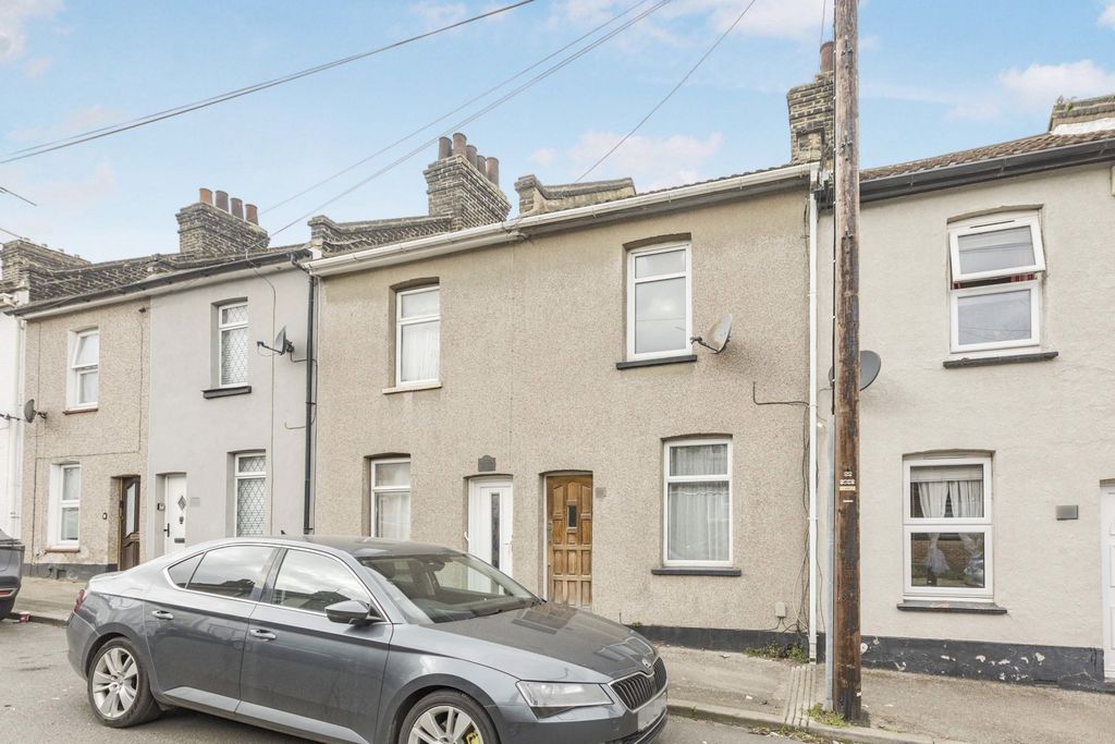 Property photo 1 of 10 1-18