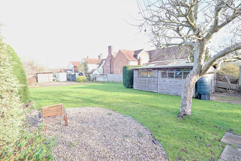 Property photo 3 of 27 Garden