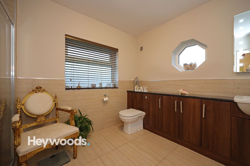 Property photo 3 of 29 0F1A8589