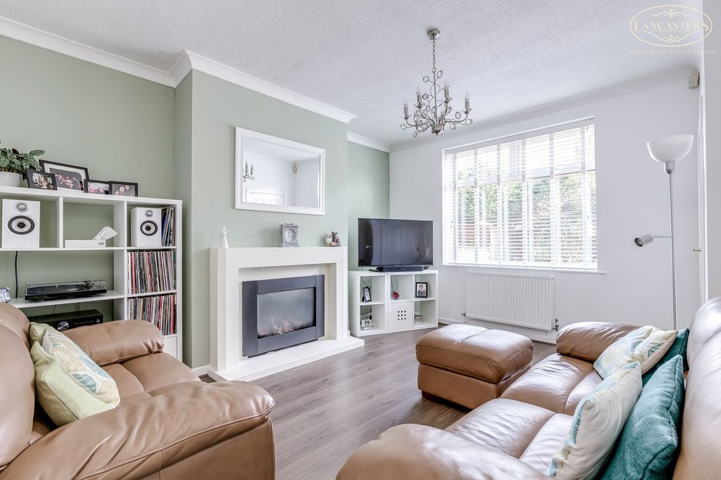 Property photo 2 of 16 Reception Room