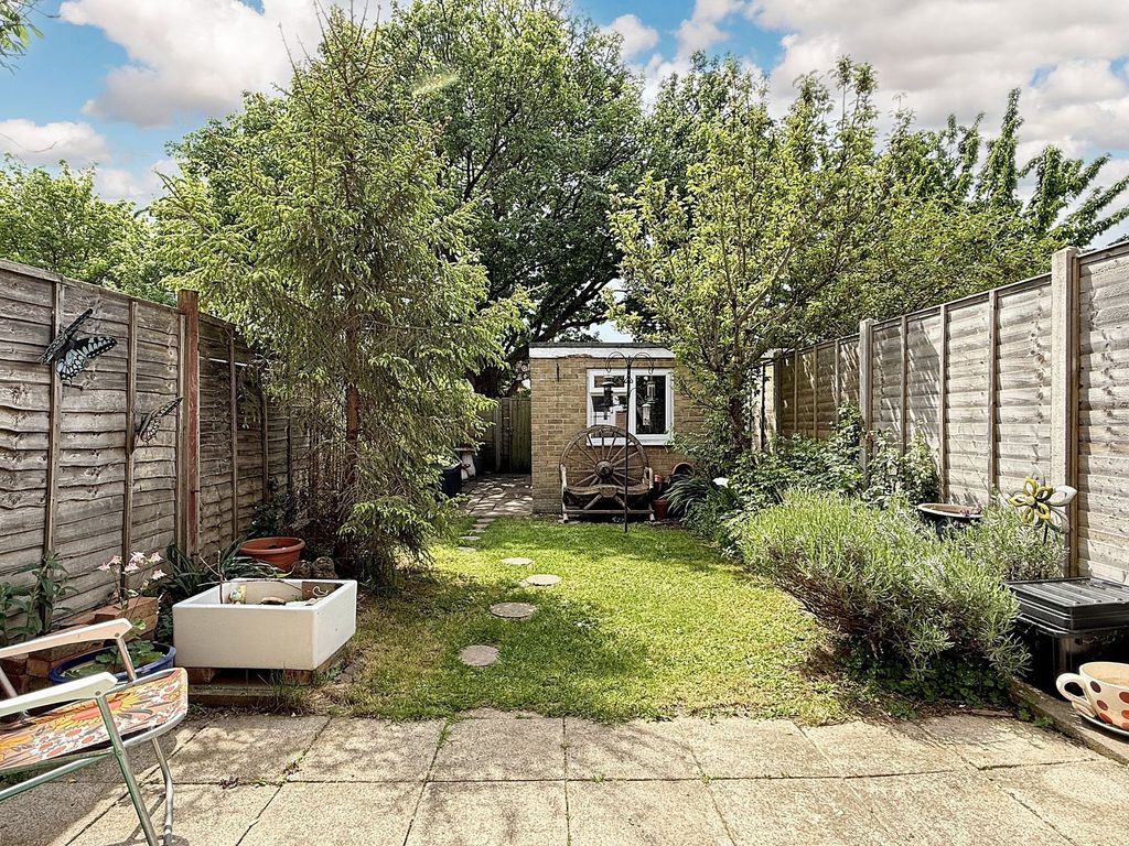 Property photo 2 of 13