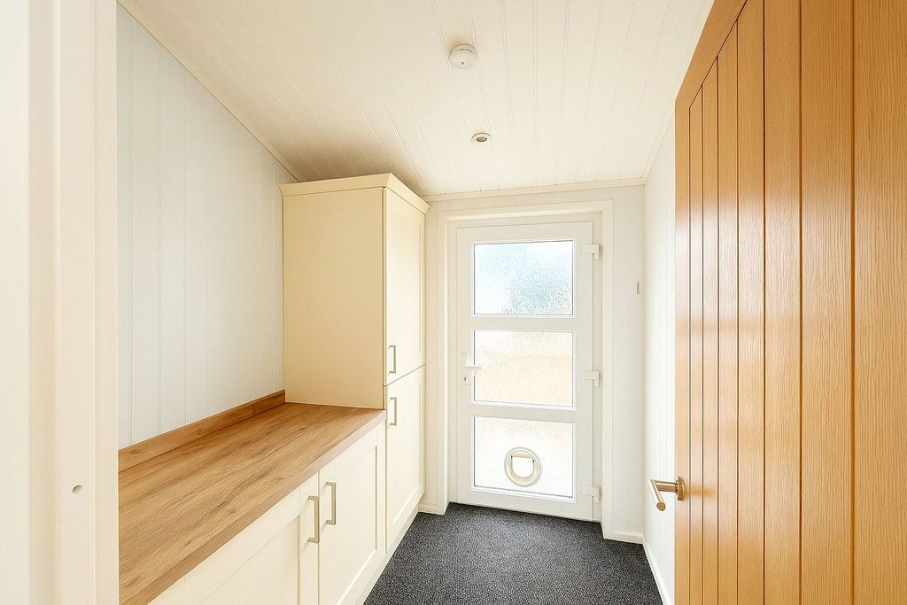 Property photo 3 of 12 Picture No. 03