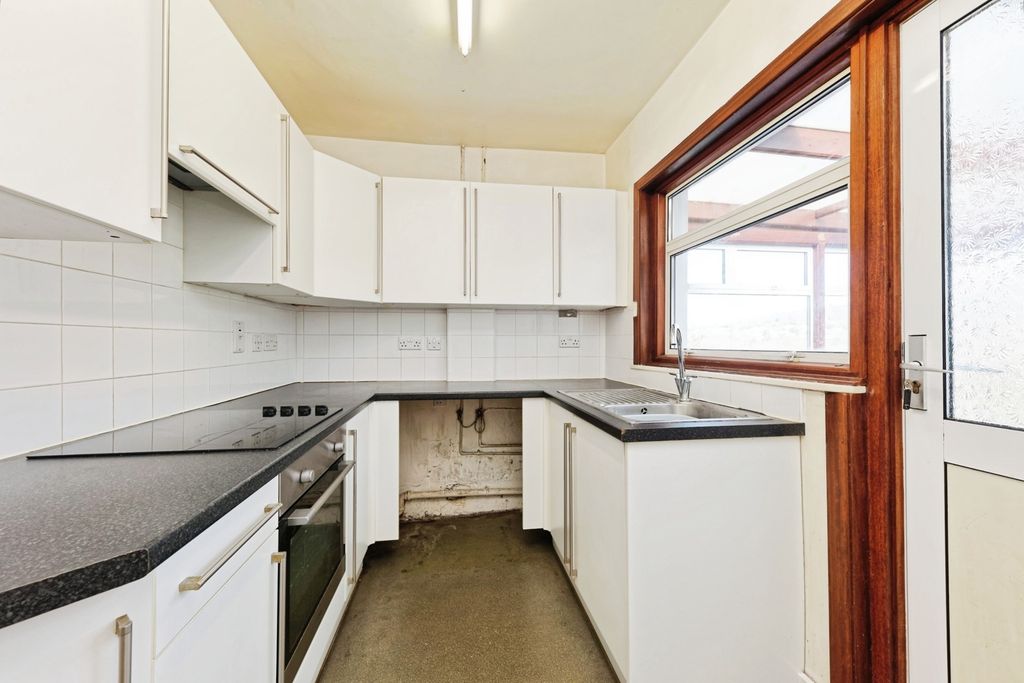 Property photo 3 of 20 Pbox-Img.Jpg