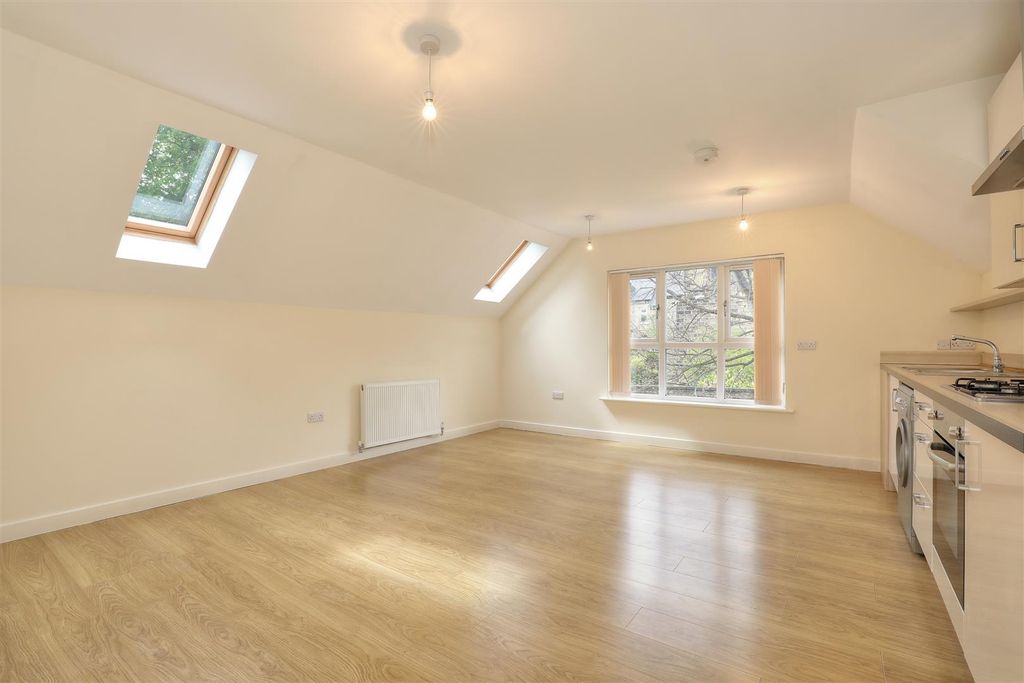 Property photo 3 of 12 Dw176767_68_70_Interior Copy.Jpg