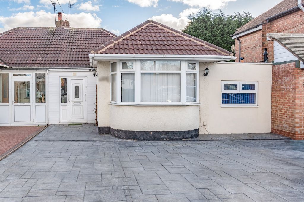 Property photo 2 of 11 Picture No. 16