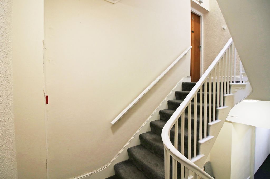Additional image 11 of 2 bed flat for sale27 -28 Queens Terrace, Fleetwood FY7