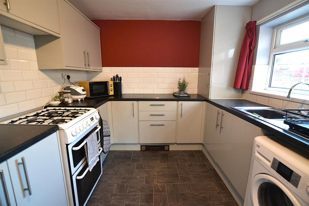 Property photo 2 of 15 23 Pont 5.Jpg