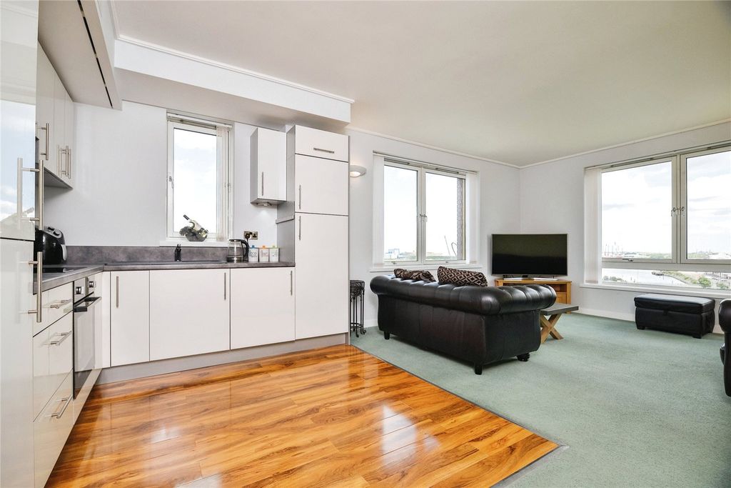 Property photo 1 of 11 Picture No. 02