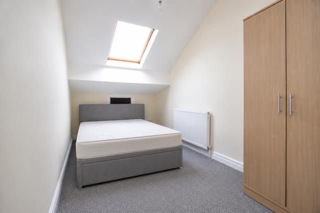 Property photo 3 of 7 937Dfc2d-c225-483B-88d0-B2E6Adbc959E.Png