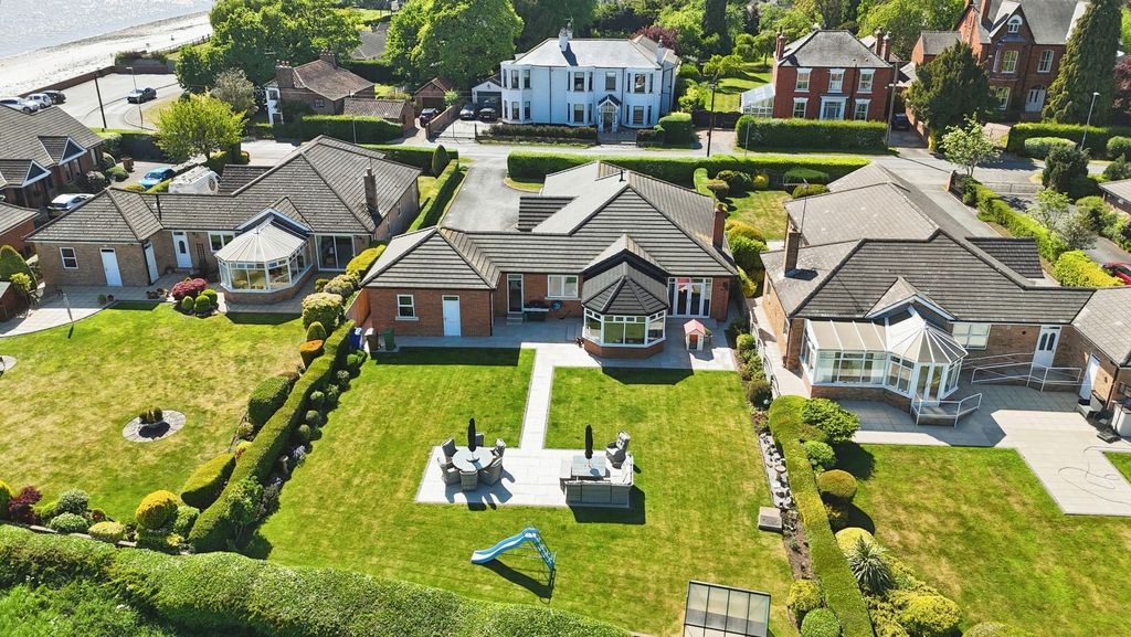 Property photo 2 of 31 4178547