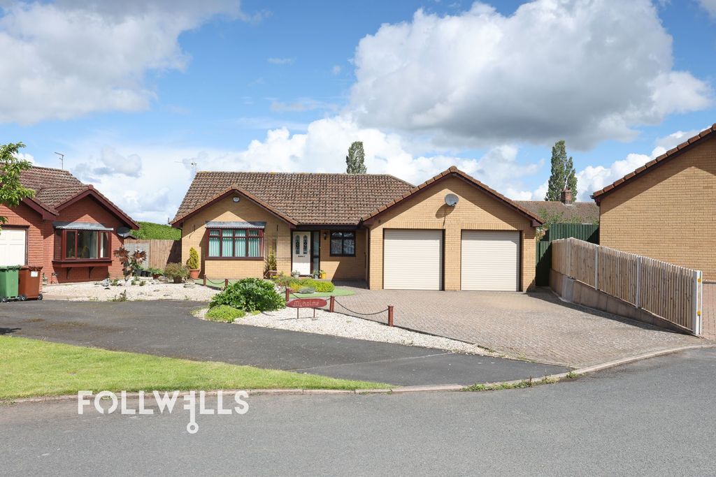 Property photo 1 of 25