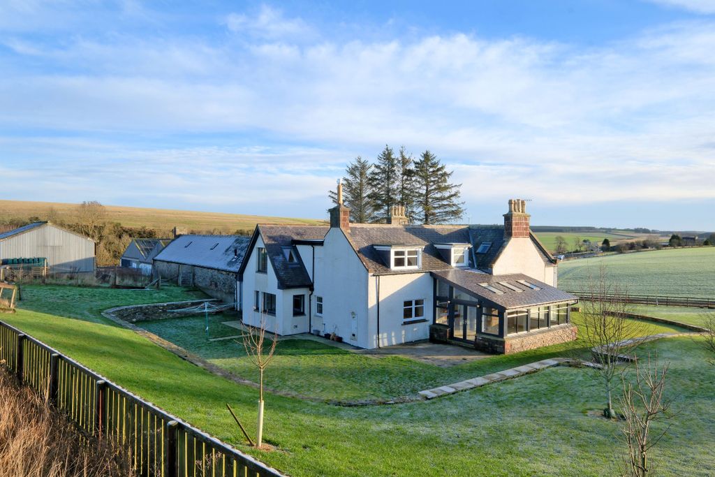 Property photo 3 of 36