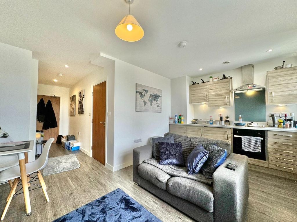 Property photo 2 of 8 378E9ccc-c64F-43c1-B16F-47Dbb25Bd252.Jpg
