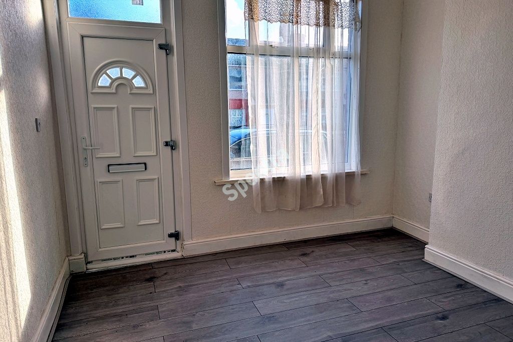 Property photo 1 of 10 2 Bedroom Terraced House In The Established Foleshill Area Of Coventry