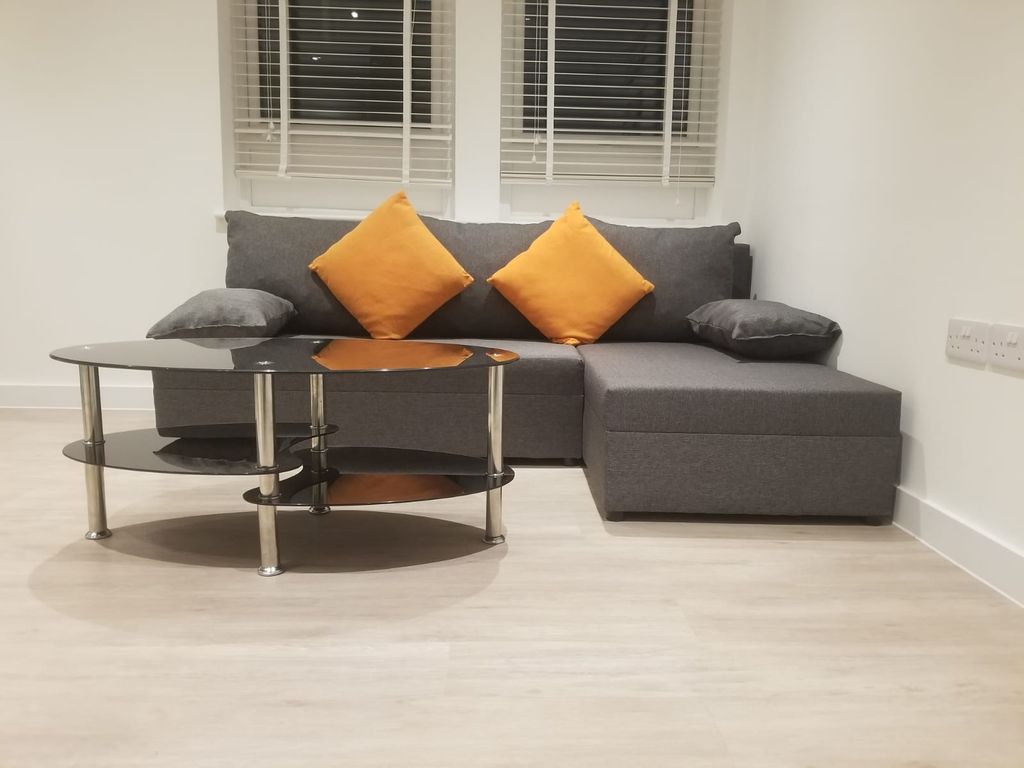 Property photo 3 of 19