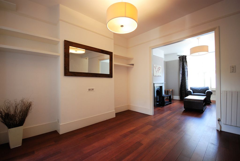 Property photo 2 of 14 Dinning Room