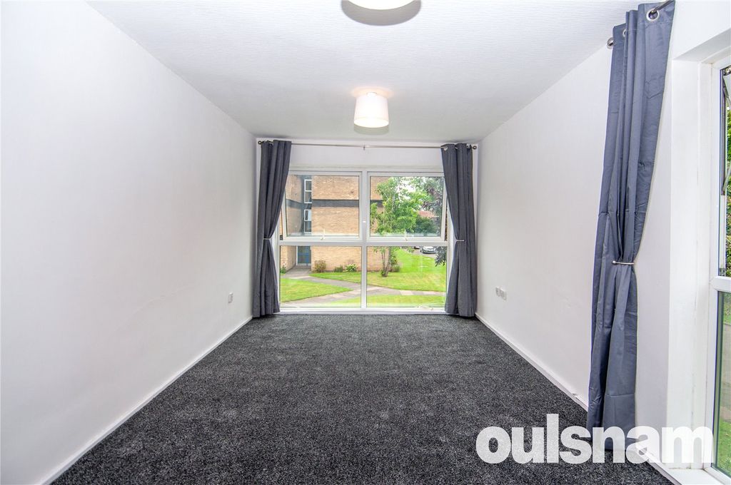 Property photo 2 of 10 Picture No. 12
