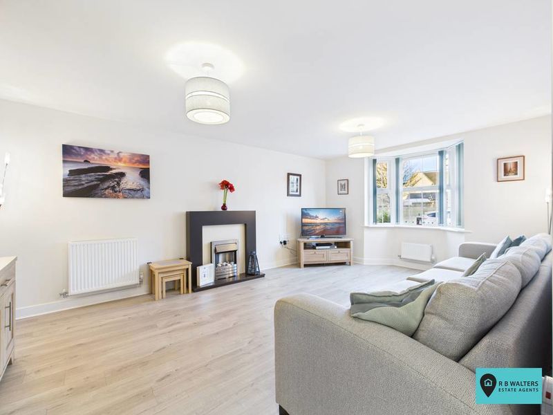 Property photo 3 of 25 Living Room