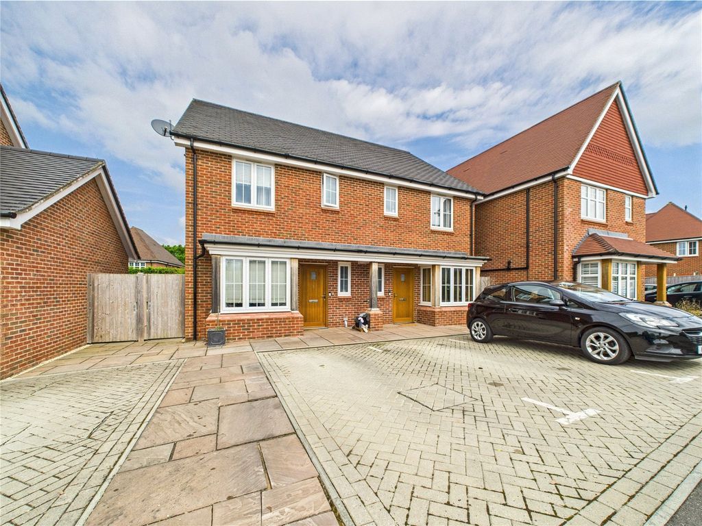Property photo 1 of 17 Picture No. 03