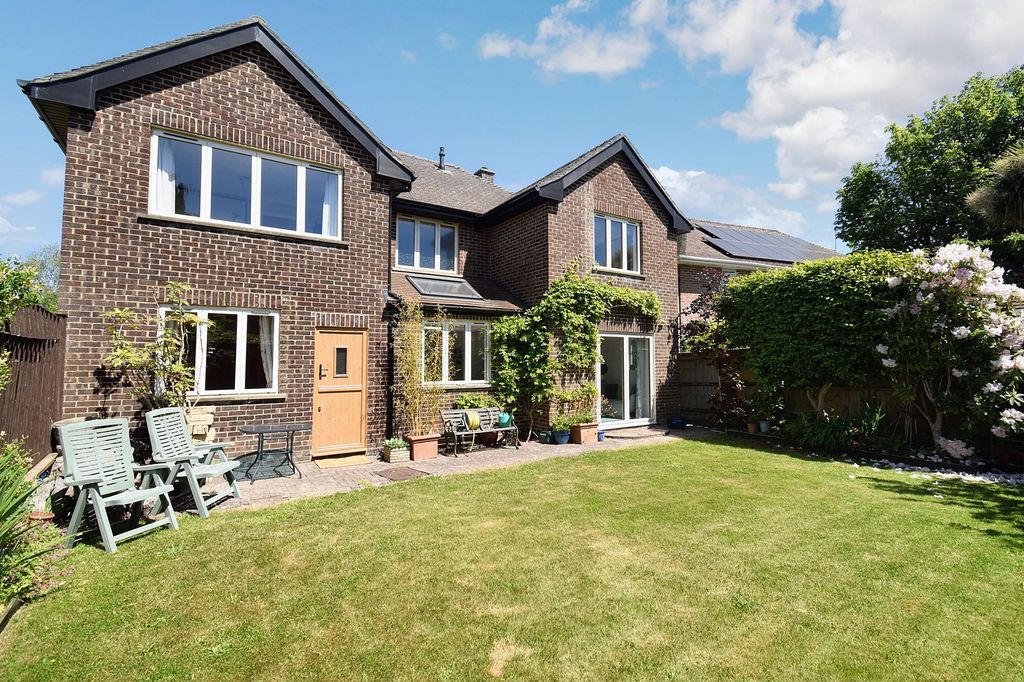 Property photo 3 of 14