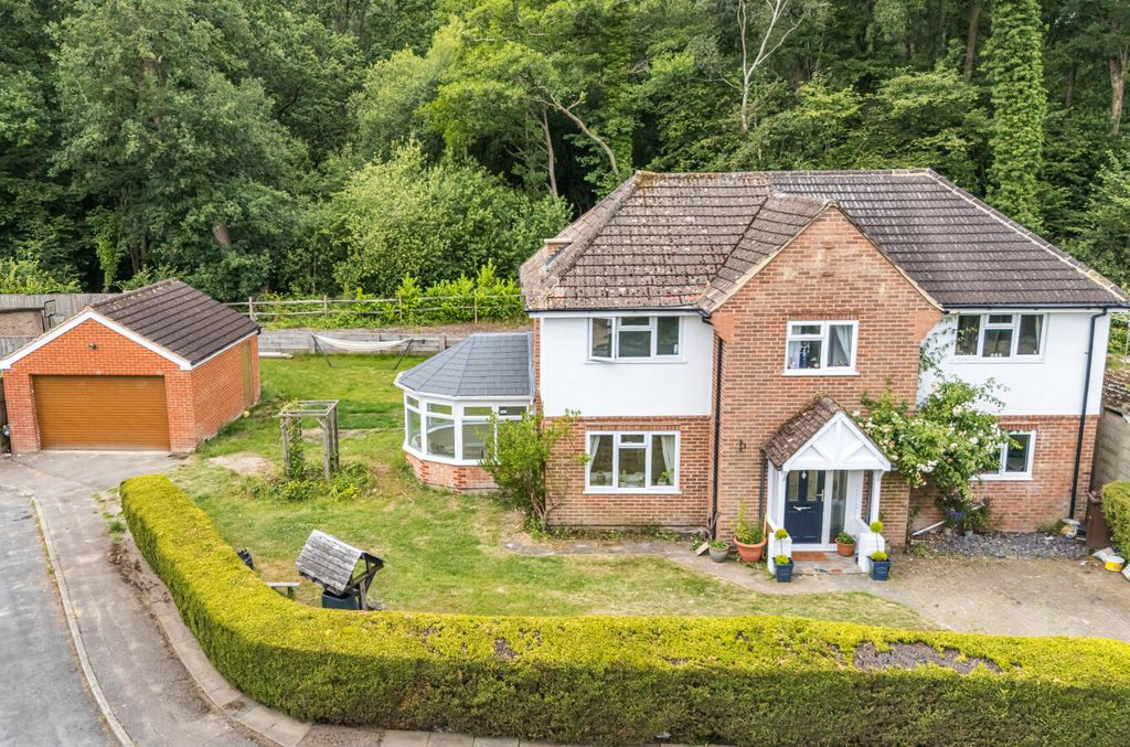 Property photo 1 of 19 1296696-3-685A98B...