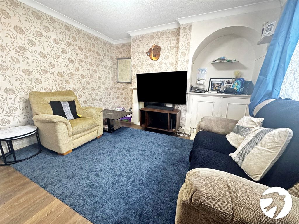 Property photo 3 of 9 Picture No. 08