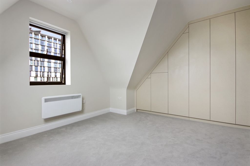 Property photo 1 of 1