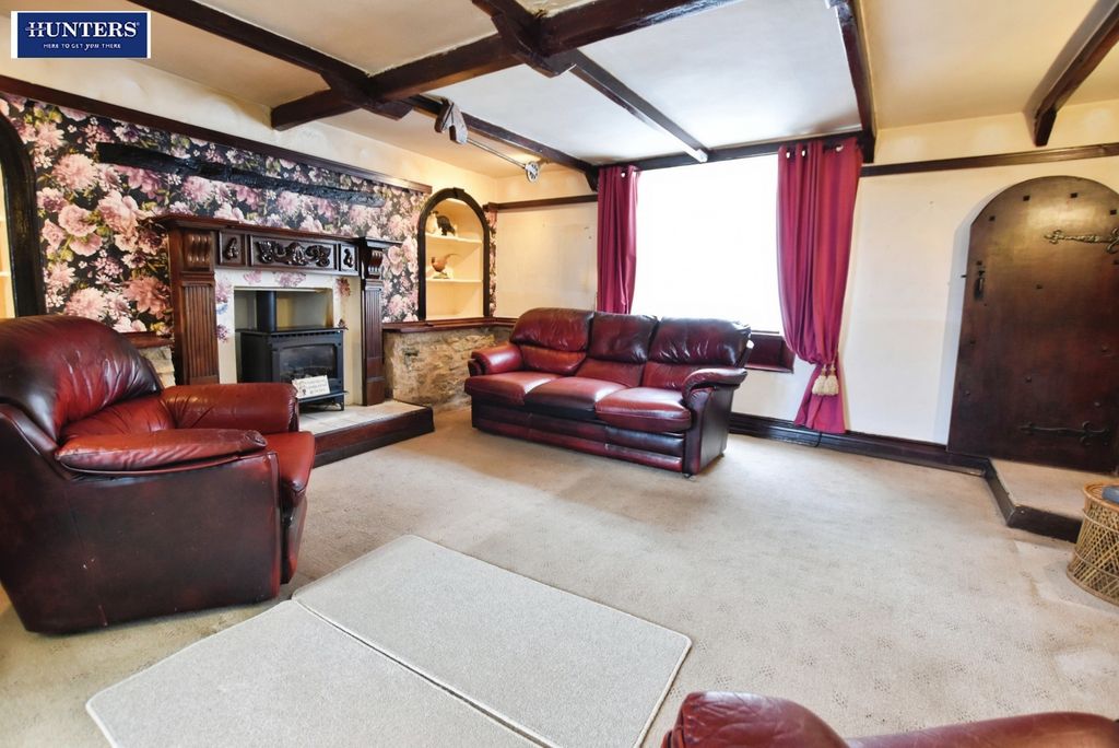 Property photo 2 of 24