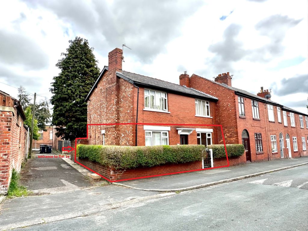 Property photo 1 of 9