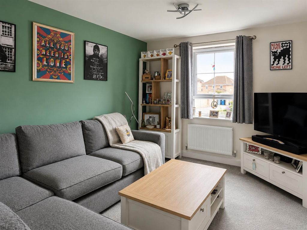Property photo 3 of 14 14.Png