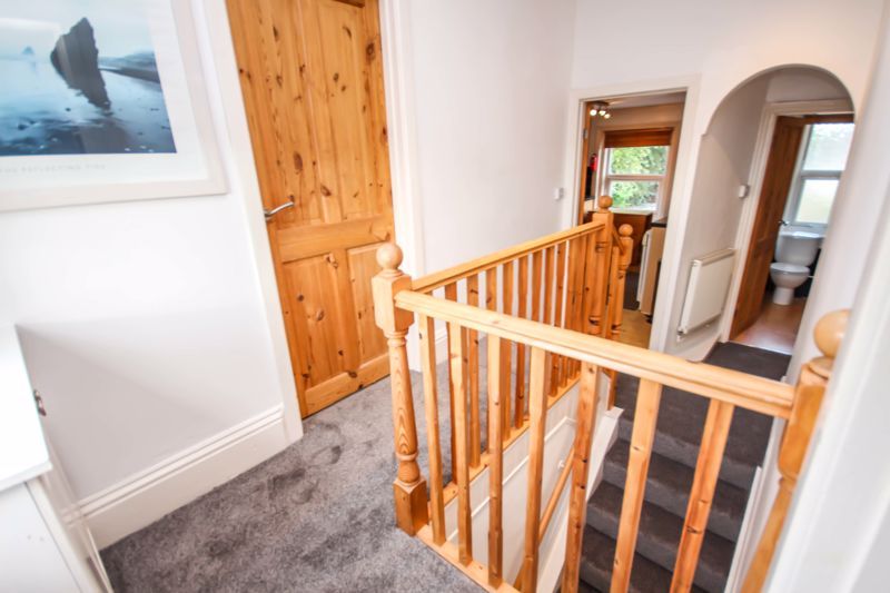 Property photo 3 of 9 Photo 11