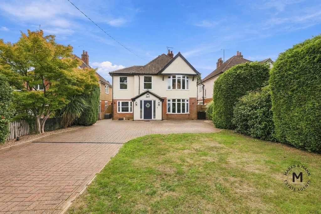 Property photo 1 of 39