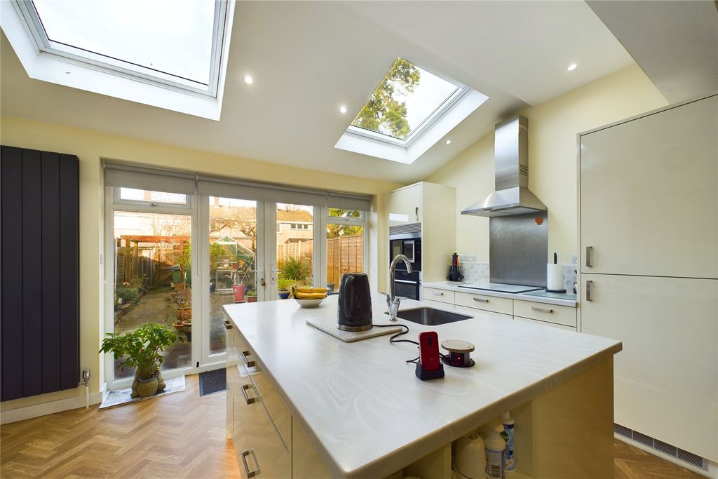 Property photo 3 of 11 Picture No. 43