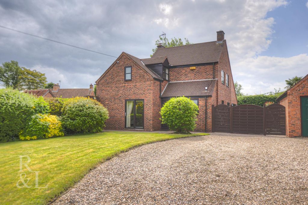 Property photo 1 of 27 Loughborough Road Bradmore.Jpg